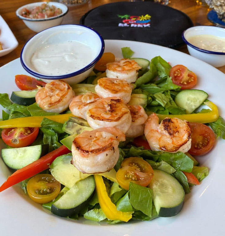 Ensalada de Camarón Clásica