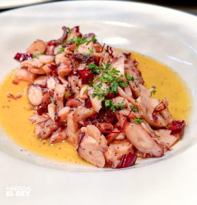 Pulpo al Ajillo